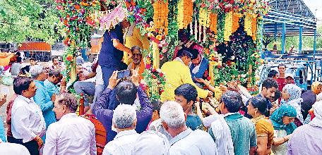 धूमधाम से निकली भगवान श्रीजगन्नाथ की सवारी