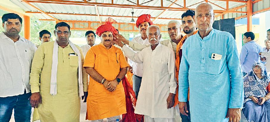 शिविर में 300 परिवारों को मिला योजनाओं का लाभ