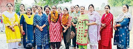 12वीं में ऋतु ने 96 प्रतिशत और 10वीं में मुस्कान ने हासिल किए 97.2 प्रतिशत अंक