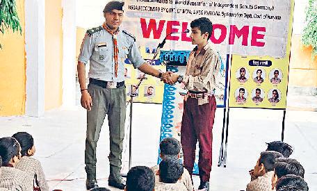 अनुशासन और सेवा की भावना विकसित करती है स्काउटिंग