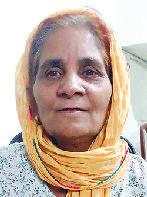 बोहर की विधवा प्रेमवती ने उनके प्लॉट में निर्माण रुकवाने की मांग प्रशासन से की