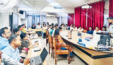 महर्षि दयानंद विश्वविद्यालय के माइक्रोबायोलॉजी विभाग में हुआ आयोजन कार्यशाला में पहले दिन दी तकनीकी सिद्धांत और अनुप्रयोगों की जानकारी