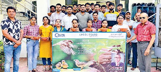 राजेश जैन ने चलाया 'दाना-पानी अभियान'