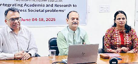 विश्वविद्यालय शिक्षक आत्मचिंतन करें: डॉ. कृष्णकांत