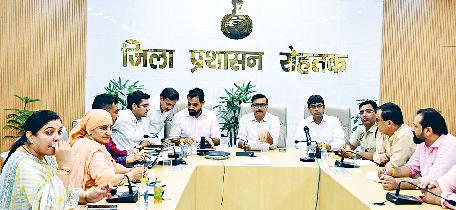 समाधान शिविर में बिना पूर्व अनुमति के अनुपस्थित रहने वाले अधिकारियों के खिलाफ की जाएगी सख्त कार्रवाई