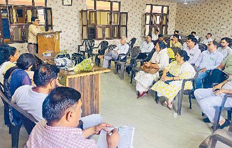 9 जुलाई की राष्ट्रव्यापी हड़ताल में बढ़चढ़कर भाग लेंगे बहुउद्देश्यीय स्वास्थ्य कर्मीः सहदेव आर्य जियो फेंसिंग हाजिरी के विरोध में हरियाणा के सभी सिविल सर्जन को देंगे ज्ञापनः शर्मिला