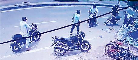 गांव खेड़ी साध में युवक पर किया जानलेवा हमला