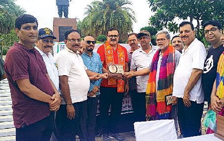ताऊ देवीलाल पार्क में लगाया स्वास्थ्य जांच शिविर, निःशुल्क दी दवाई