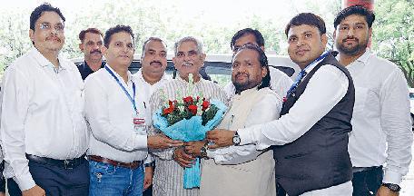 इलेक्ट्रोहॉम्योपैथी मेडिकल काउंसलिंग की मांग सीएम के समक्ष रखेंगे : ग्रोवर