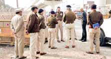 आतंकी संगठनों के नापाक इरादे दिल्ली में कर सकते हैं फिदायीन हमले, हाई अलर्ट पर स्पेशल सेल