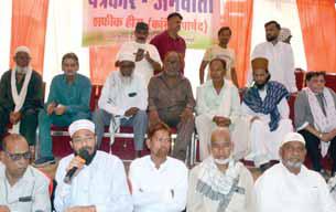 पूर्व पार्षद ताहिर अली को पार्टी से निष्कासित करने कांग्रेस शीर्ष नेतृत्व से की मांग