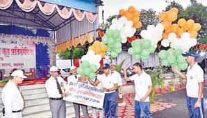स्ट्रेस दूर करने, निरोगी रहने स्पोटर्स जरूरी डीआईजी, पुलिस कप्तान ने किया खेलकूद प्रतियोगिता का शुभारंभ