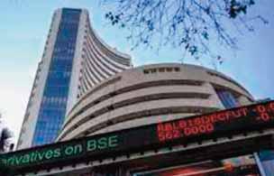 शेयर बाजार में रंगत लौटी, सेसेक्स 447 अंक चढ़ा
