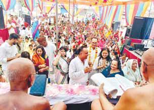 पथरिया में आचार्य ज्ञानसागरजी महाराज का समाधि दिवस धूमधाम से मनाया गया धन की गति तीन- दान, भोग व नाश : मुनिश्री अभयसागर