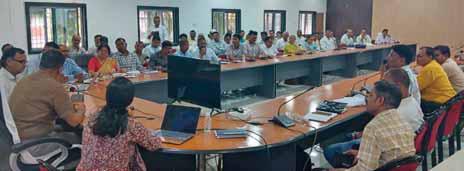जर्जर भवनों में कक्षाओं का संचालन नहीं करने सीईओ ने दिये निर्देश
