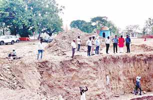 जिपं सीईओ ने निर्माण कार्यों का किया निरीक्षण