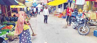 शहर को स्वच्छ बनाये रखने के लिए दो पालियों में कराई जा रही साफ सफाई