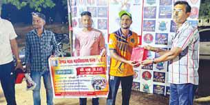 पन्ना सुपर लीग मैच में खिलाडियों को वैष्णव माता महाविद्यालय द्वारा किया गया पुरस्कृत