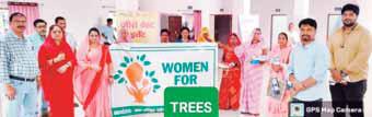 वूमन फॉर ट्री अभियान अन्तर्गत स्व सहायता समूह की महिलाओं द्वारा वृक्षारोपण स्थल का भम्रण किया गया