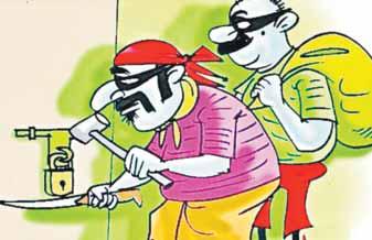 लाखों की नकदी और गहने उड़ा ले गए चोर, सोता रह गया परिवार