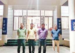 पन्ना पुलिस द्वारा धरमपुर थाना क्षेत्र में अवैध रूप से पशुओं का परिवहन करने वाले 2 आरोपियों को किया गया गिरफ्तार