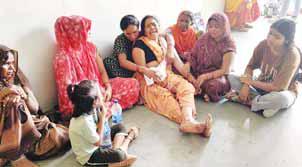 पटवारी और उसके दोस्त की संदिग्ध मौत से फैली सनसनी