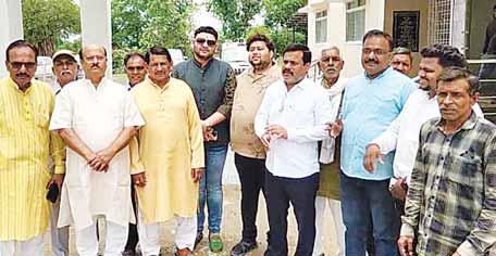 पटवारी पर झूठी एफआईआर का आरोप, कांग्रेस ने खोला मोर्चा