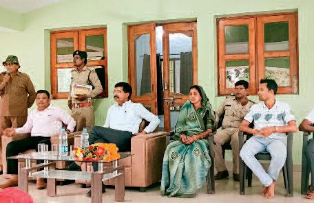वन संगोष्ठी में बताया गया पर्यावरण संरक्षण और संवर्धन का महत्व