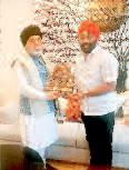 सिख फोरम के अध्यक्ष और डीपीएस के चेयरमैन भाटिया से की मुलाकात