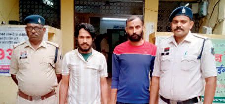 साइबर ठगी को अंजाम देने वाले 2 आरोपी गिरफ्तार