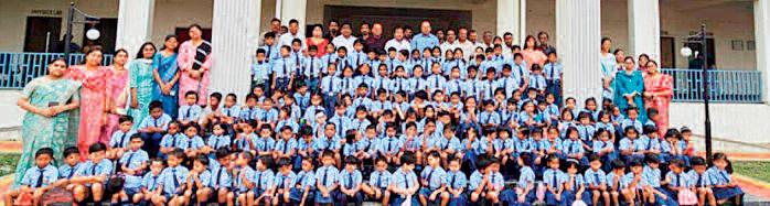 आत्मानंद स्कूल में मना प्रवेशोत्सव