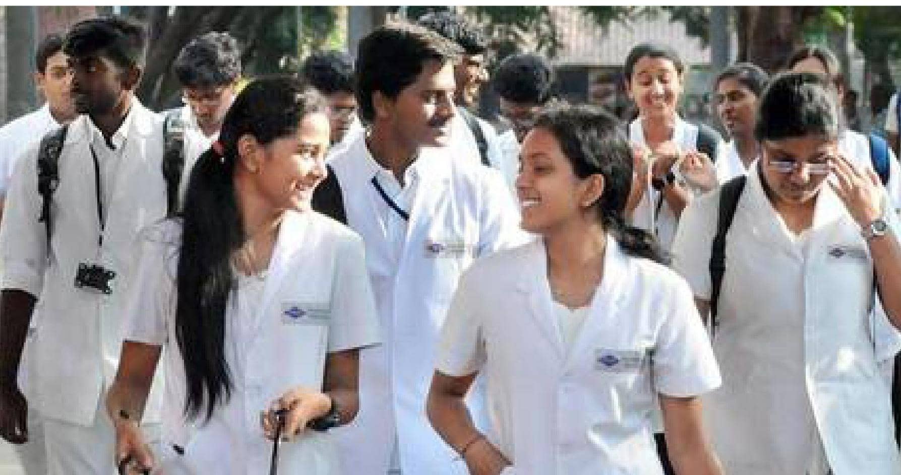 மருத்துவம் சார்ந்த படிப்பு மாணவர்களுக்கு விடுமுறை