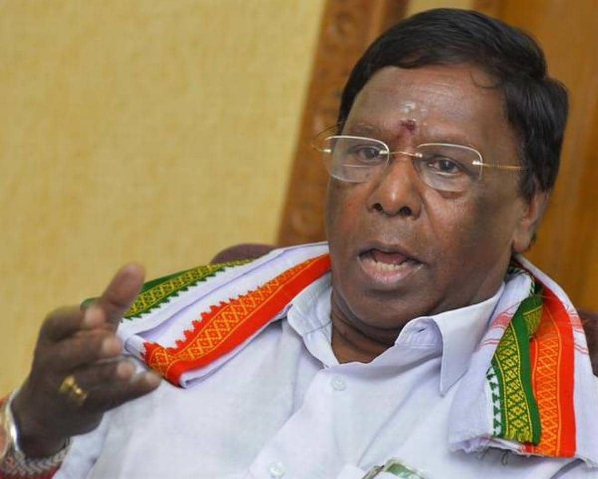 புதுவையை தமிழகத்துடன் இணைக்க ஆளுநர் முயற்சி : நாராயணசாமி குற்றச்சாட்டு