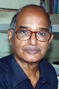 முதலமைச்சர் உள்துறை அமைச்சருக்கு மேலாக....