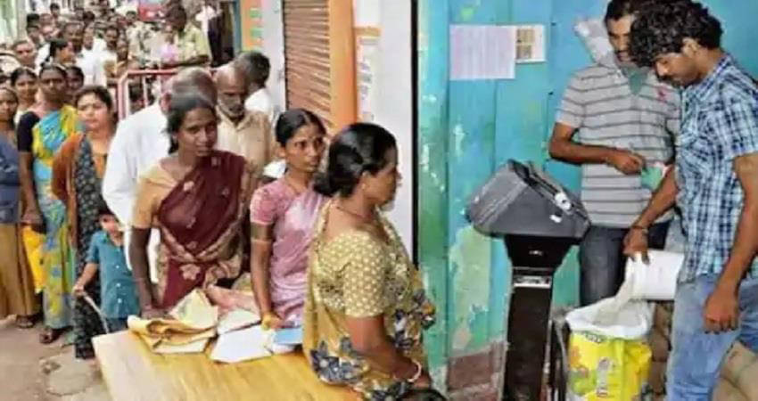 டில்லியில் ரேசன் பொருட்களை வீடுகளுக்கு சென்று வழங்கும் திட்டம்