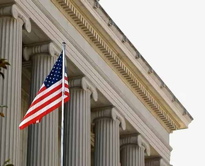 மியான்மாவில் பணியாற்றும் அமெரிக்க அரசு ஊழியர்கள் உடனடியாக நாடு திரும்ப உத்தரவு