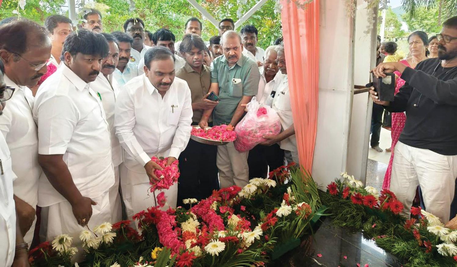 தி.மு.க. துணைப் பொதுச்செயலாளர் ஆ.இராசா எம்.பி.யின் வாழ்விணையர் மு.அ.பரமேஷ்வரியின் 4 ஆம் ஆண்டு நினைவு நாள்!