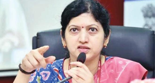 Chief Secretary Ahuja urges officers to embrace AI through free online courses