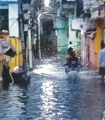 Heavy rain exposes poor drainage in Cuttack, over 70 areas waterlogged