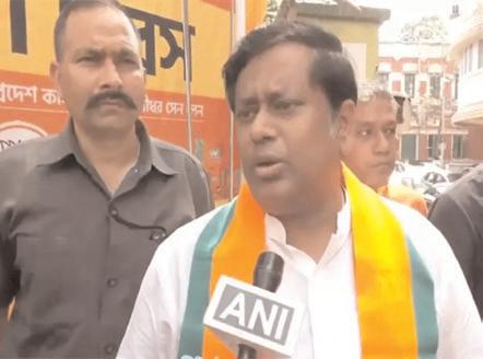 Union minister visits riot-hit Samserganj, lambasts Bengal CM for 'not visiting area'