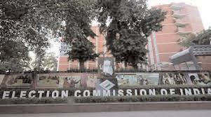 Spreading misinformation sign of disrespect towards law: EC on Rahul's 'claims'