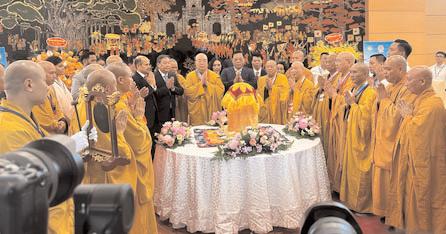 Vietnam: Holy relics of Lord Buddha sent from India arrive in Hanoi