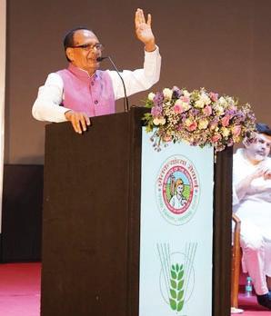 Centre opens Soil Library to boost Maharashtra farm sector; Clean Plant Lab to be set up in Pune soon