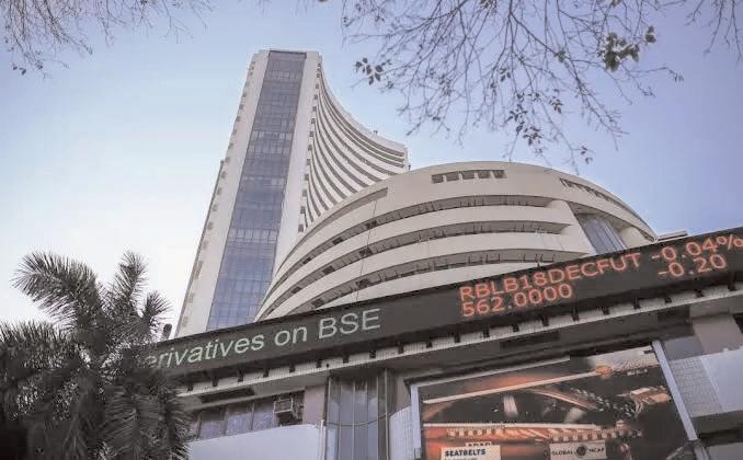 Markets rebound nearly 1 pc; Sensex surges over 760 points as FMCG, IT shares gain