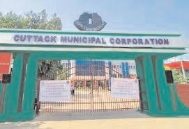 CMC Commissioner accused of drawing house rent while residing in govt quarters
