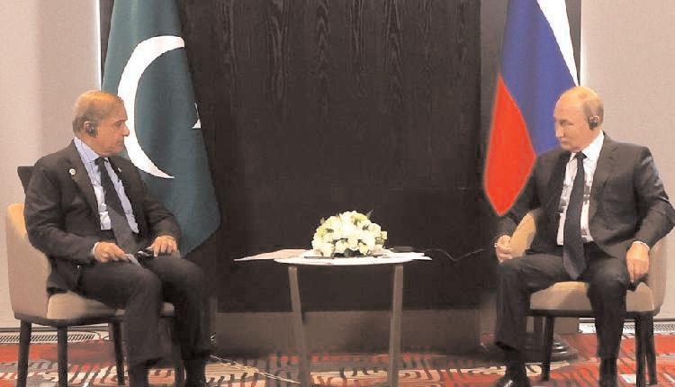 Russia rubbishes 'fake reports' on enhanced ties with Pakistan, slams attempts to derail relationship with India