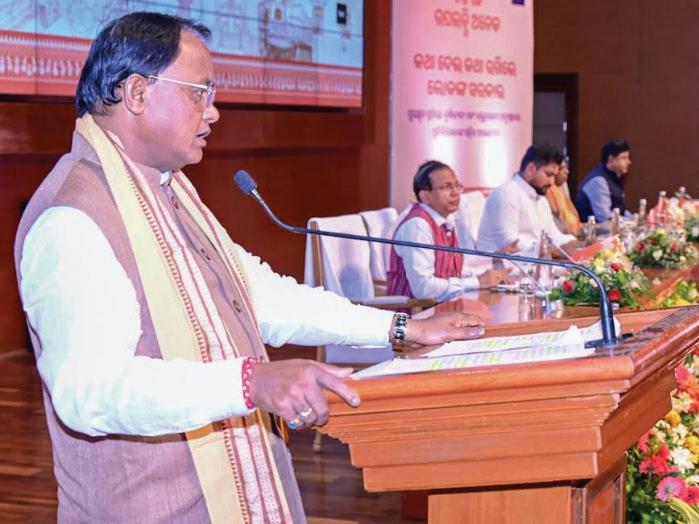 After Naveen's 'long speech jibe', Odisha CM says BJD chief waves to people and doesn't speak
