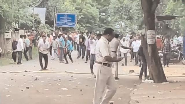 Clash between BJP and BJD workers turns Athagarh Block Office front into battlefield