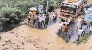 Centre suggests WB seek external loan for Ghatal flood project, assures technical nod