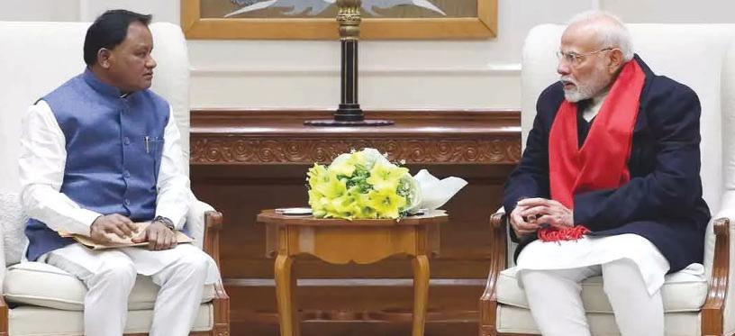 CM Majhi meets President, PM in Delhi; discusses development issues